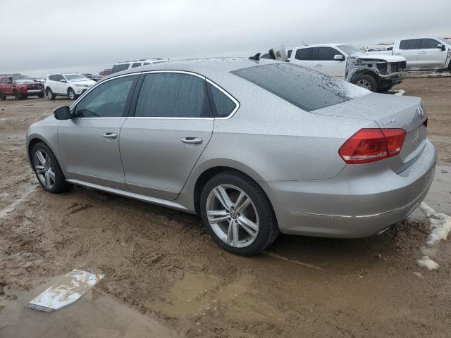 2013 Volkswagen Passat Sel - Image 2