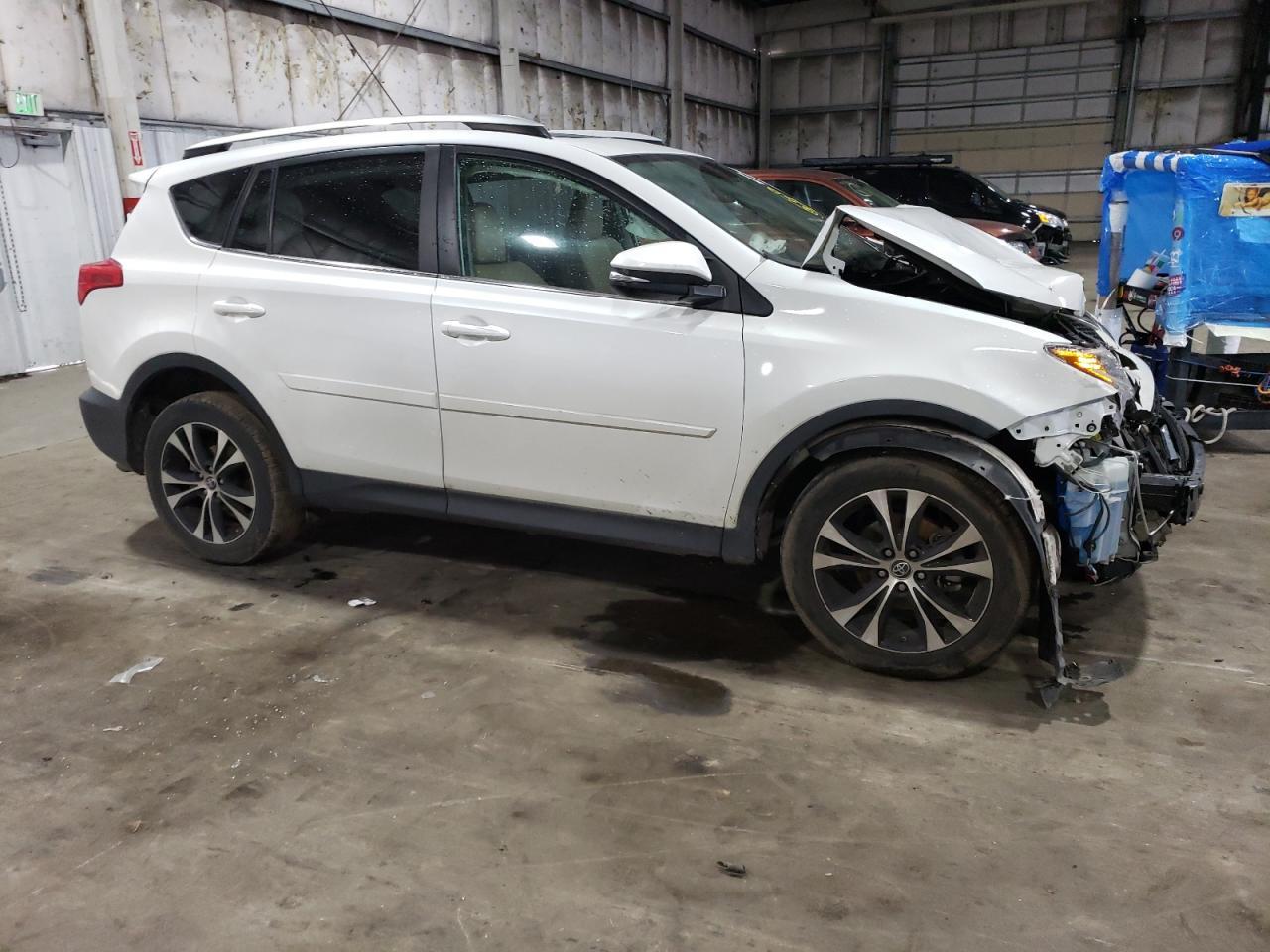 2015 TOYOTA RAV4 LIMIT - Фото 4