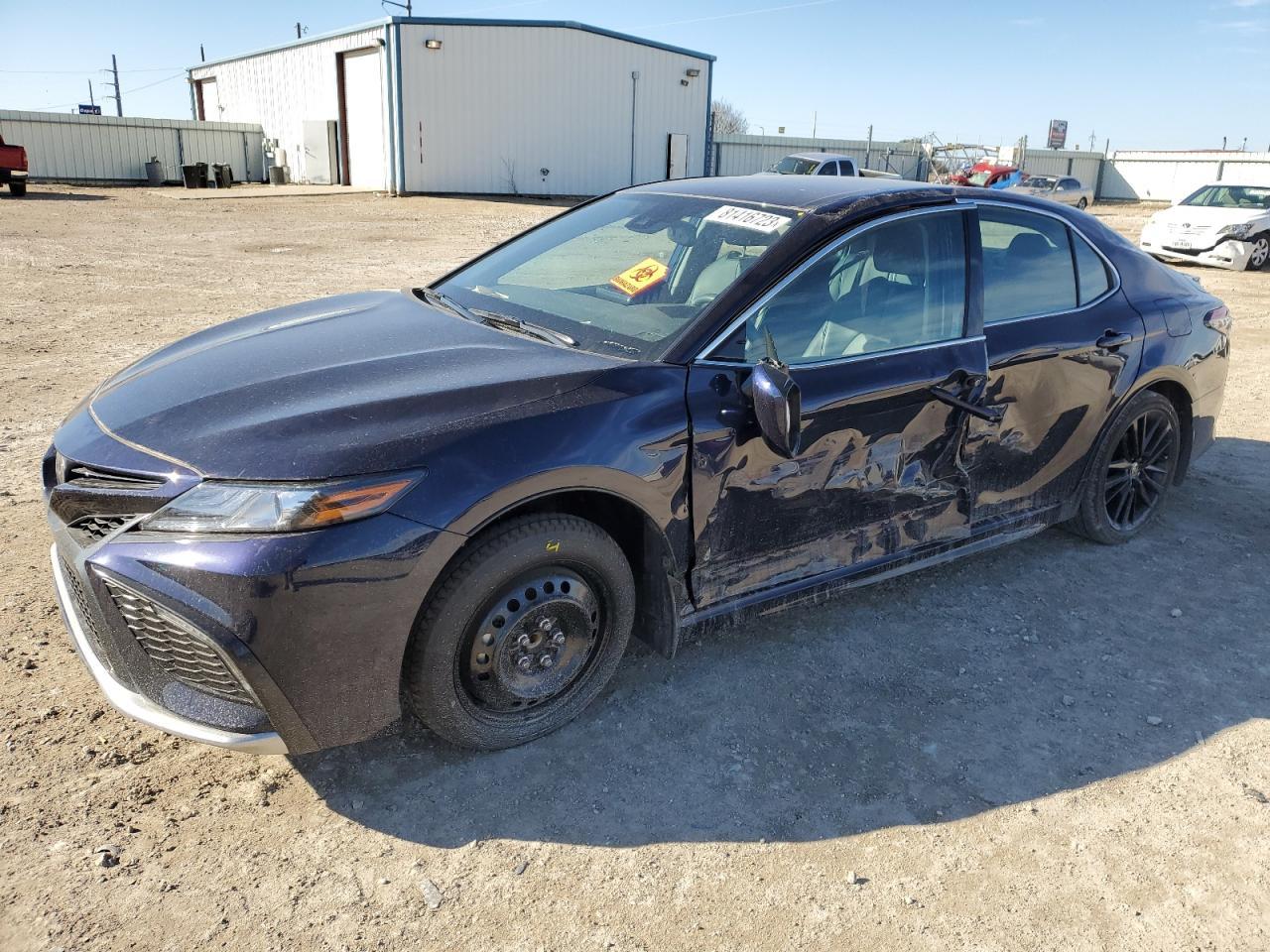 2022 TOYOTA CAMRY XSE