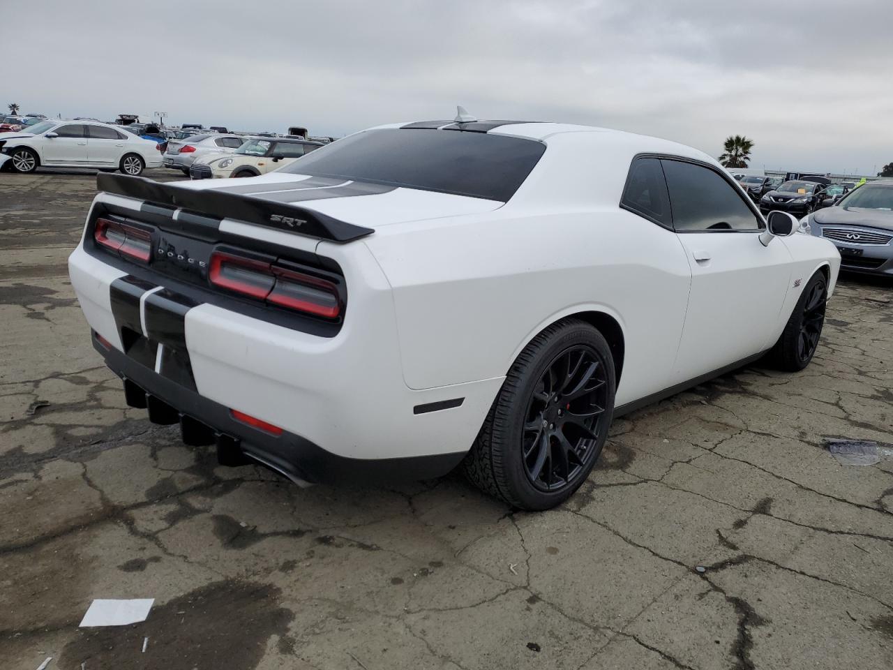 2016 DODGE CHALLENGER - Фото 3