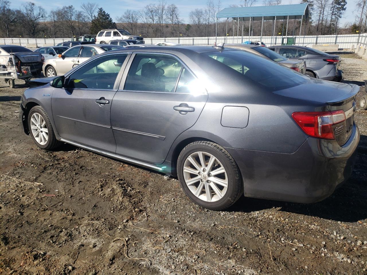 2012 TOYOTA CAMRY HYBR - Фото 2