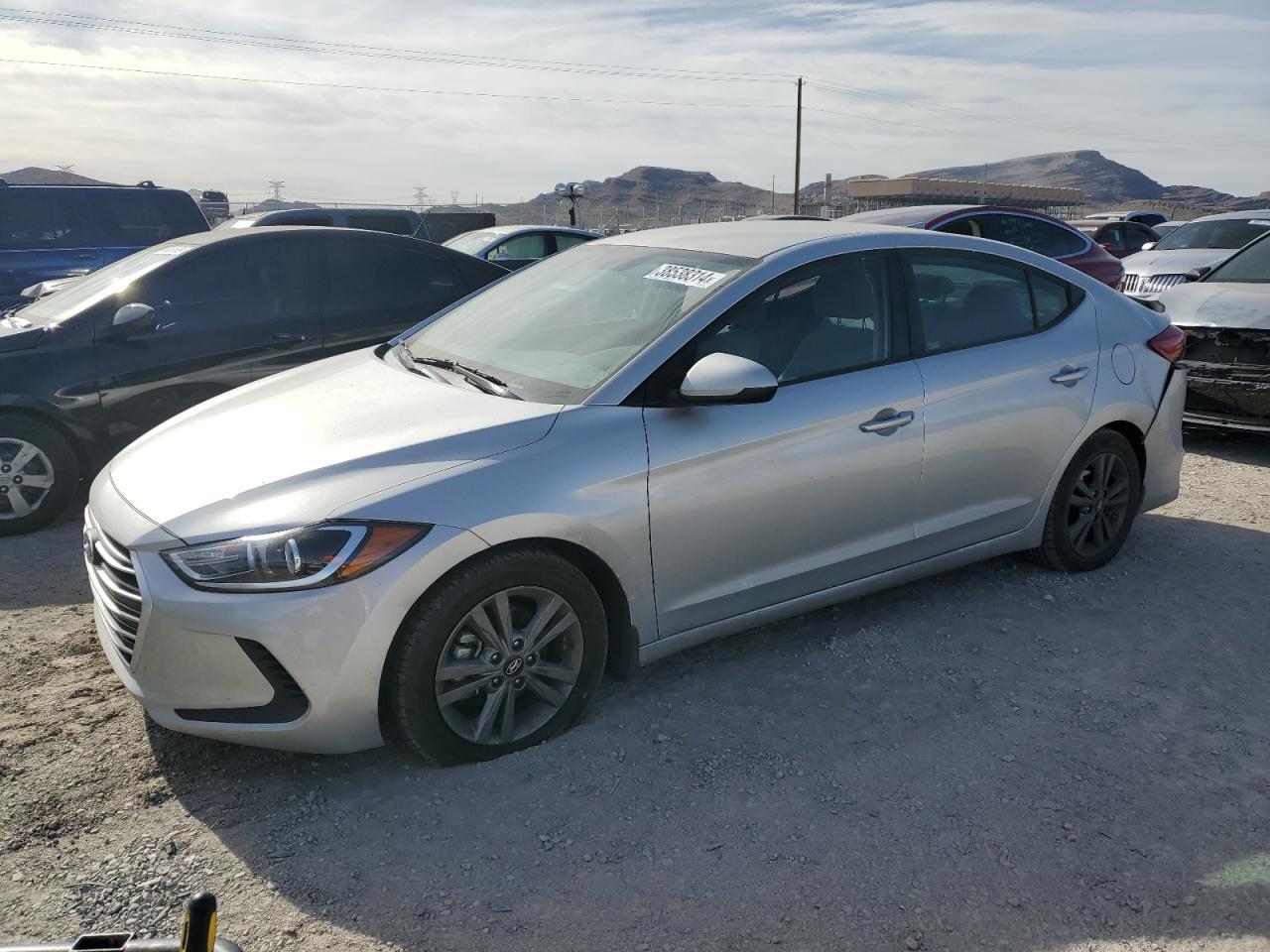 2018 HYUNDAI ELANTRA SE