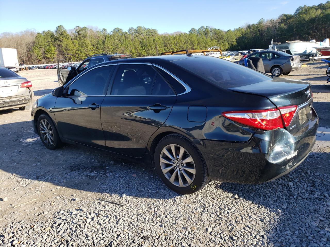 2016 TOYOTA CAMRY LE - Image 2