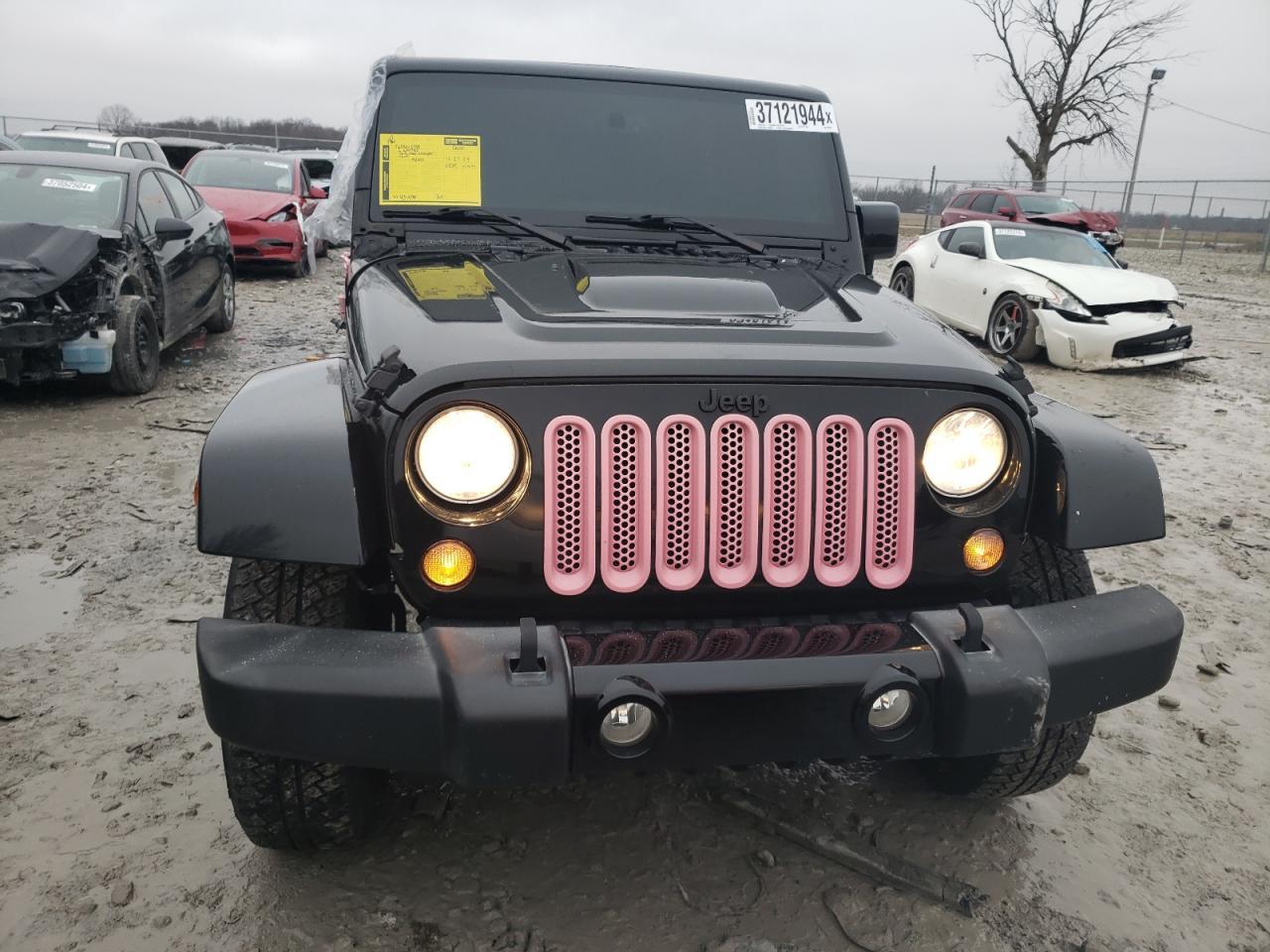 2015 JEEP WRANGLER U - Фото 5