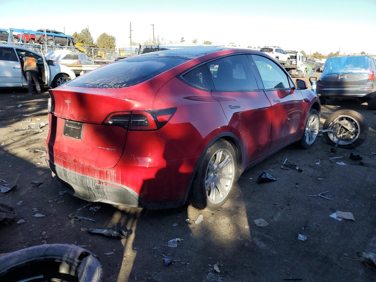 2023 TESLA MODEL Y - Фото 3