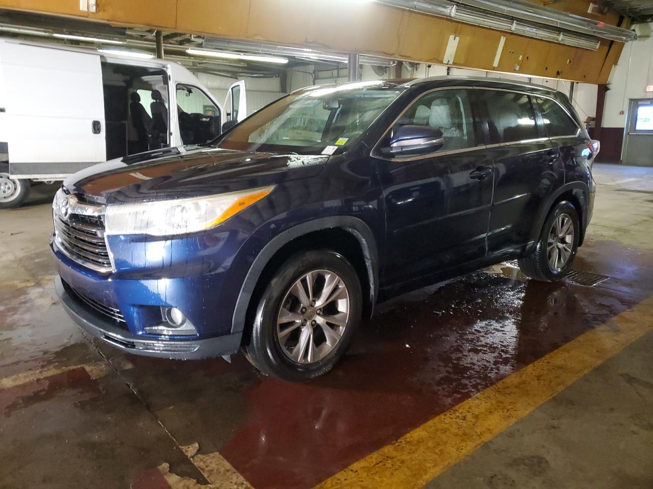 2014 TOYOTA HIGHLANDER