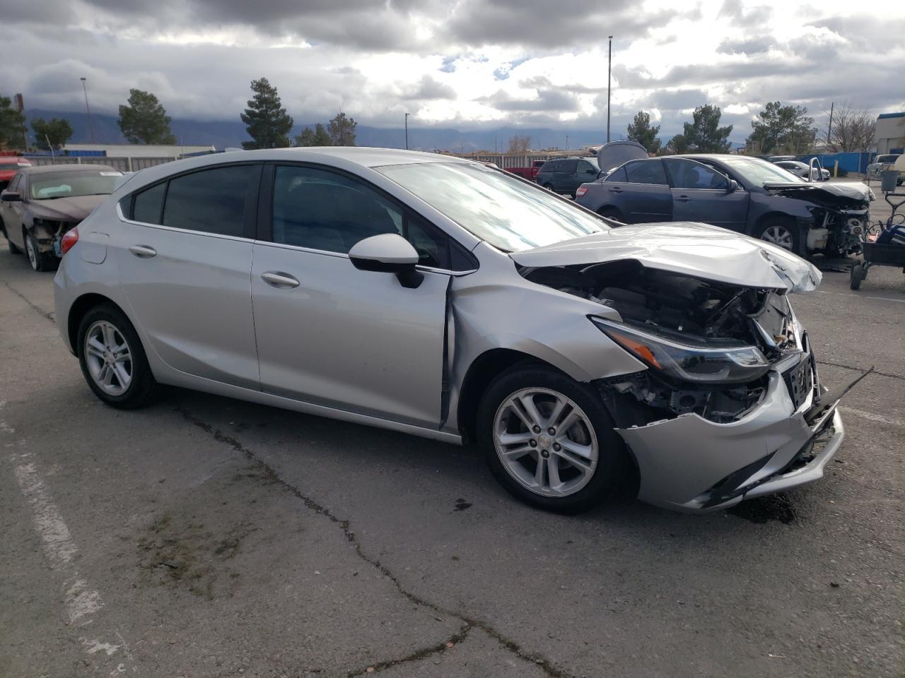 2017 CHEVROLET CRUZE LT - Image 4