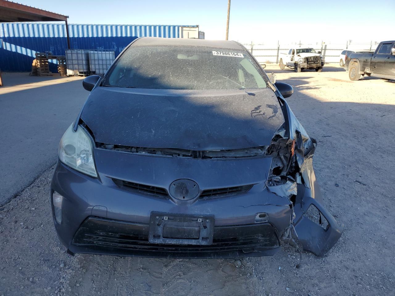 2015 TOYOTA PRIUS - Image 5