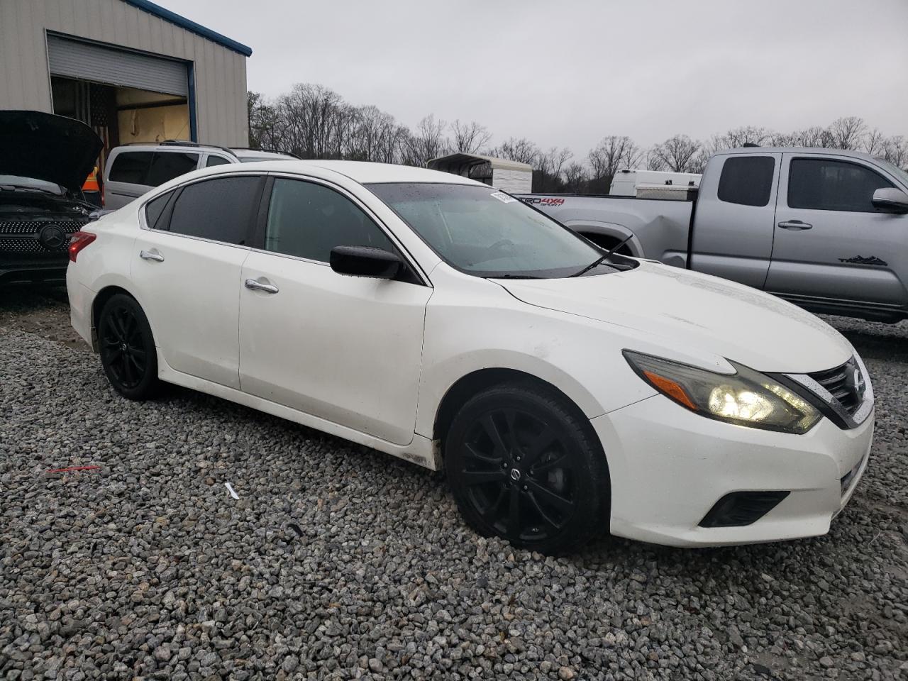 2017 NISSAN ALTIMA 2.5 - Фото 4