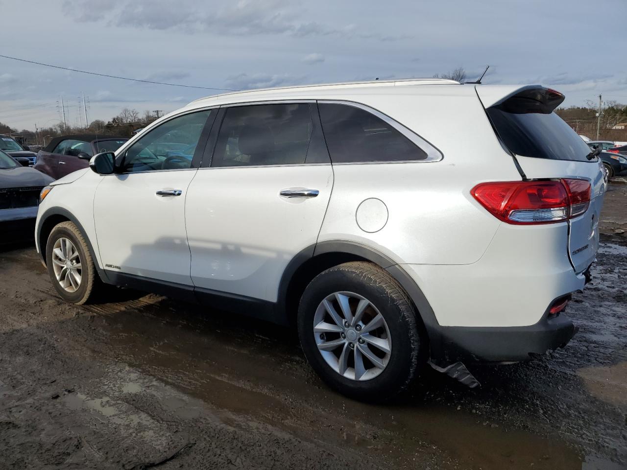 2016 KIA SORENTO LX - Image 2