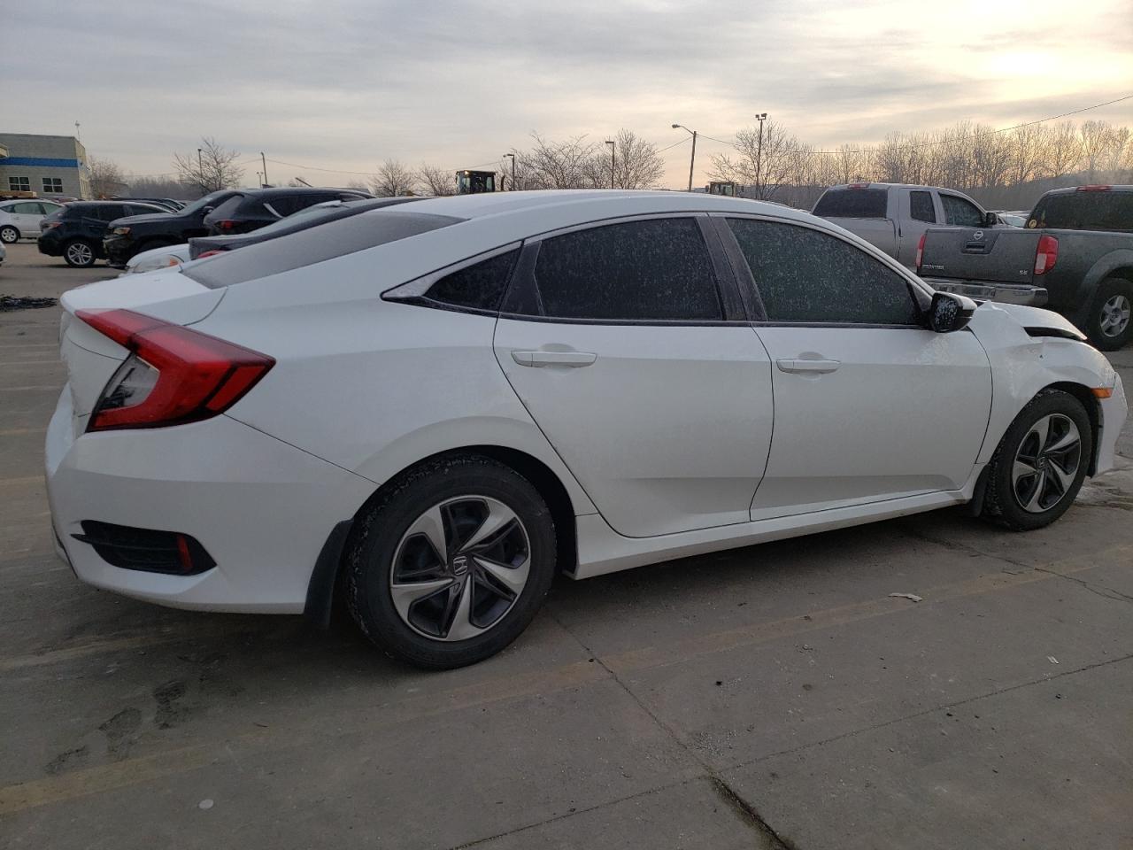 2019 HONDA CIVIC LX - Фото 3