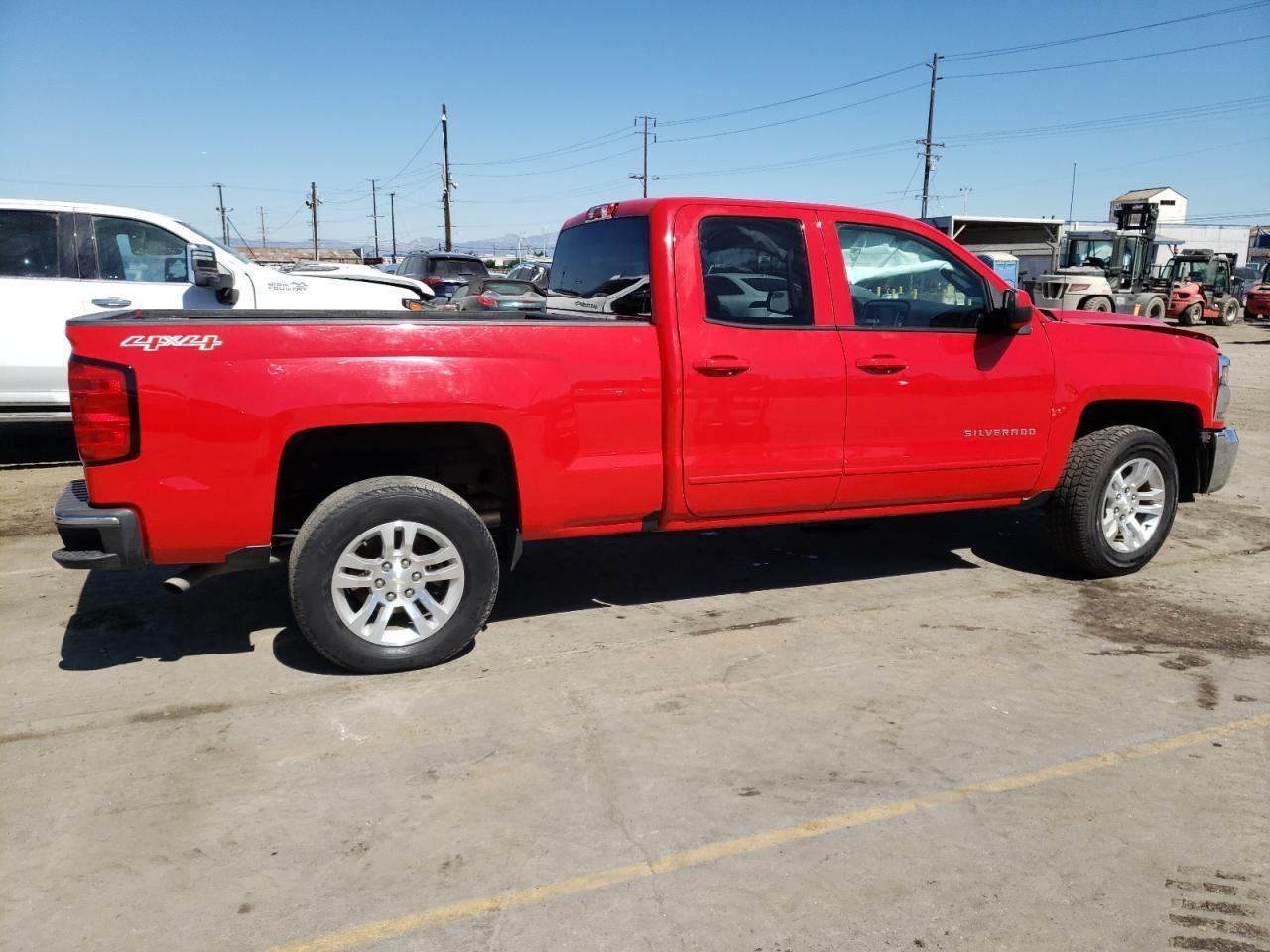 2017 CHEVROLET SILVERADO - Image 3
