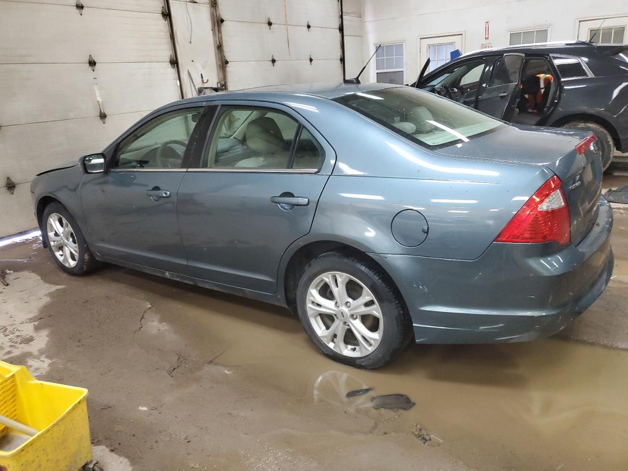 2012 FORD FUSION SE - Image 2