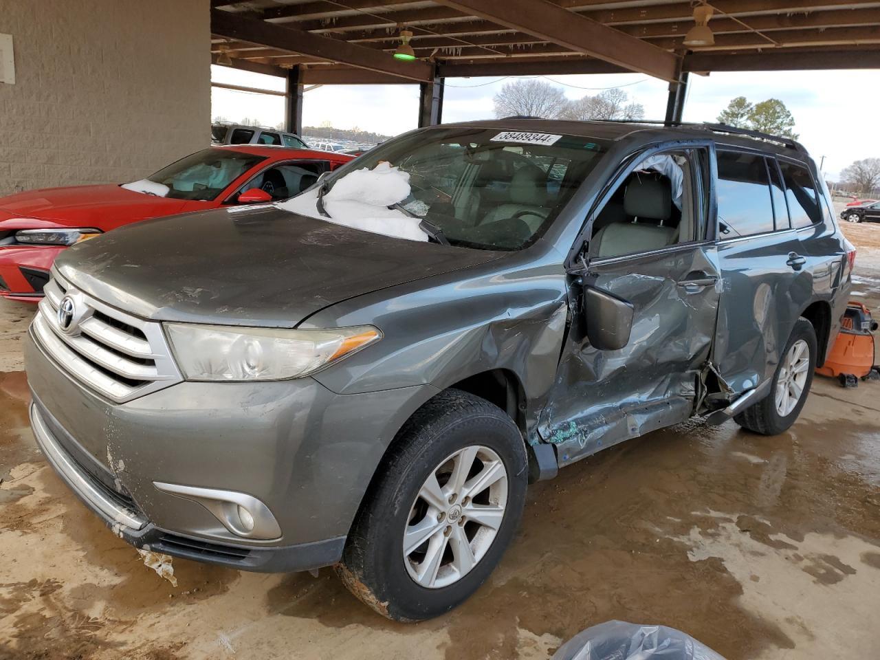 2011 TOYOTA HIGHLANDER