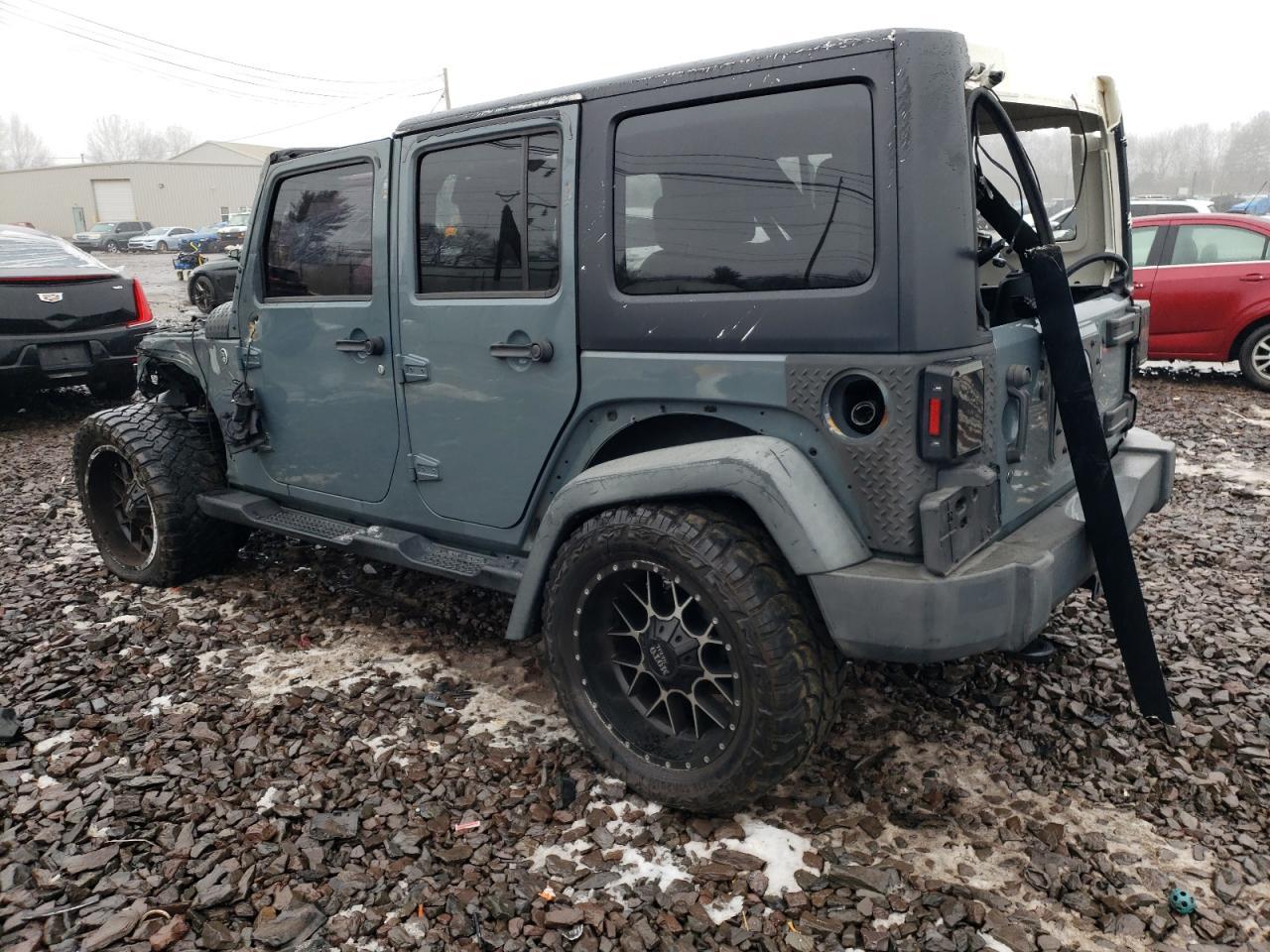 2014 JEEP WRANGLER U - Image 2