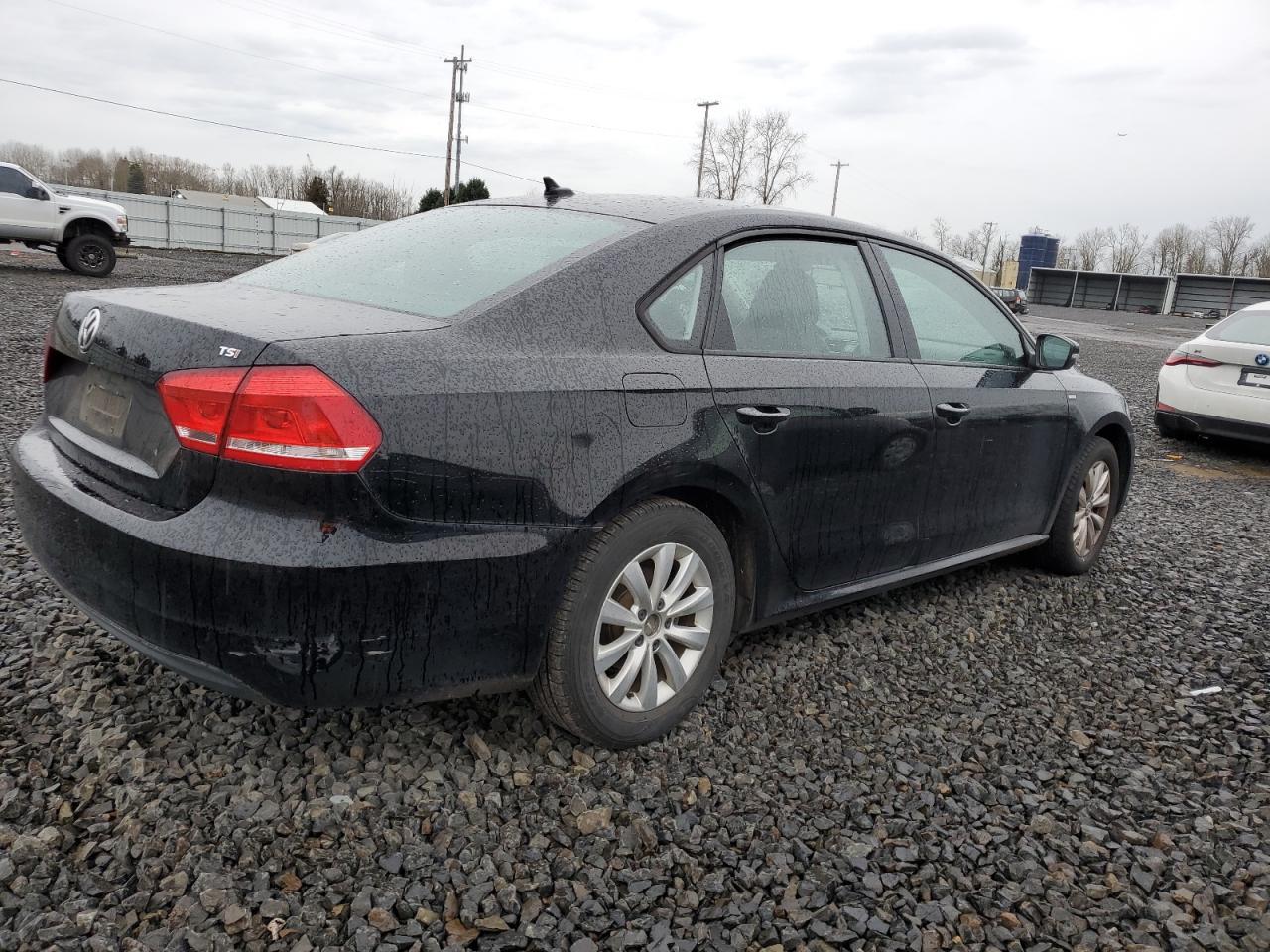 2015 VOLKSWAGEN PASSAT S - Фото 3