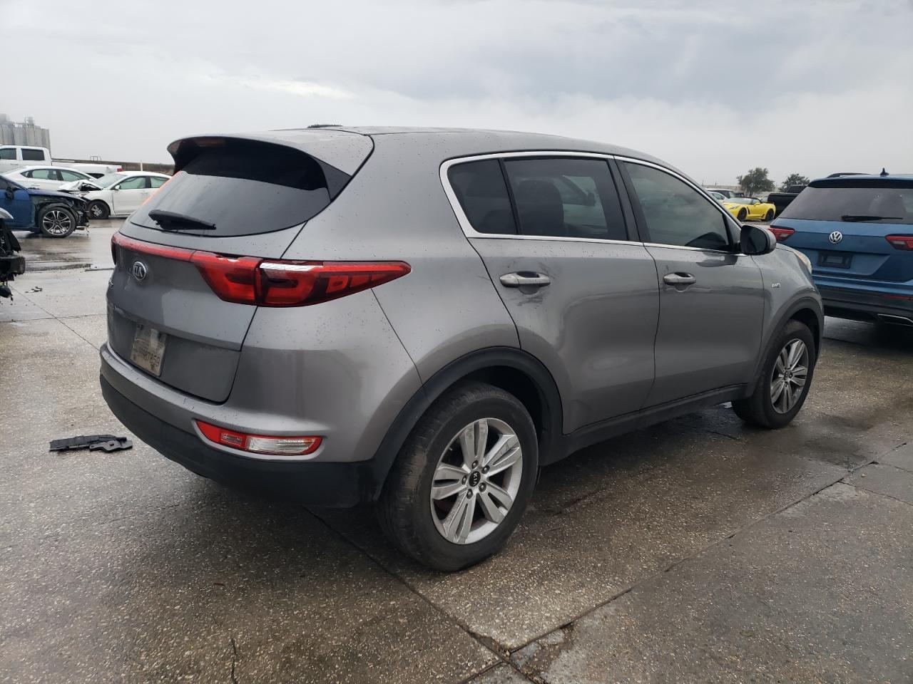 2017 KIA SPORTAGE L - Image 3