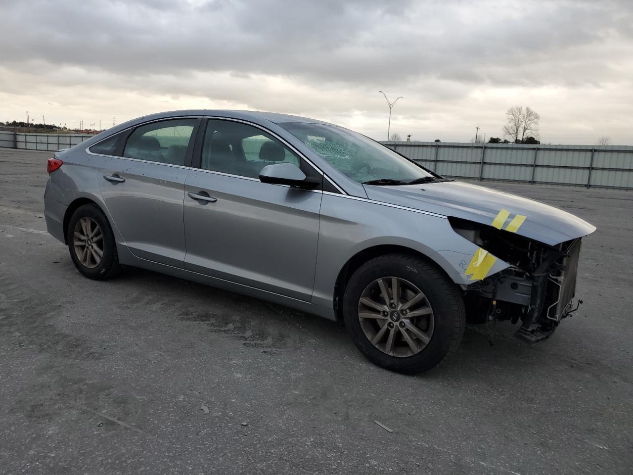 2017 HYUNDAI SONATA SE - Фото 4
