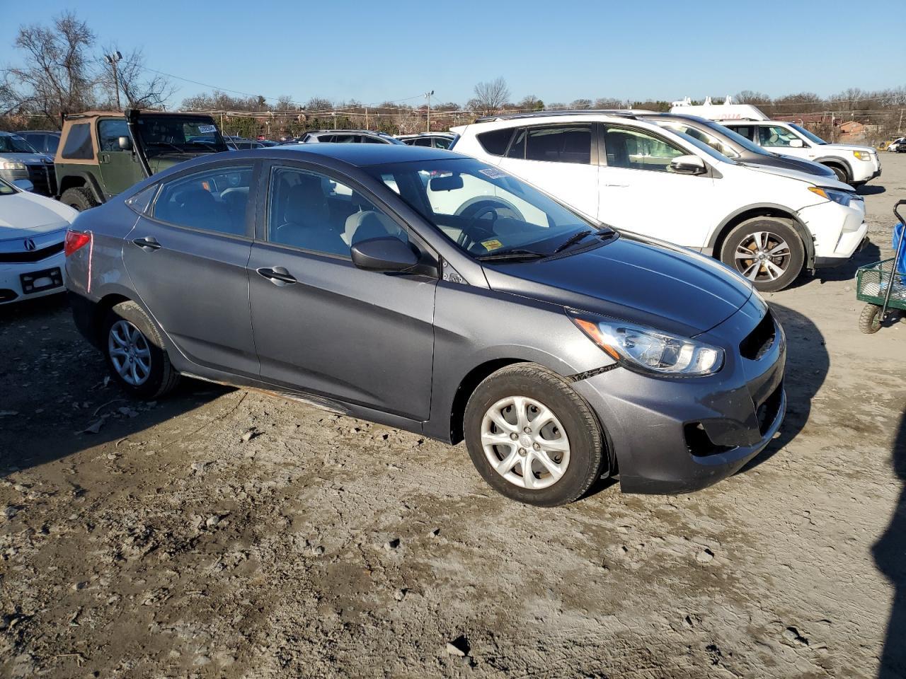 2012 HYUNDAI ACCENT GLS - Image 4