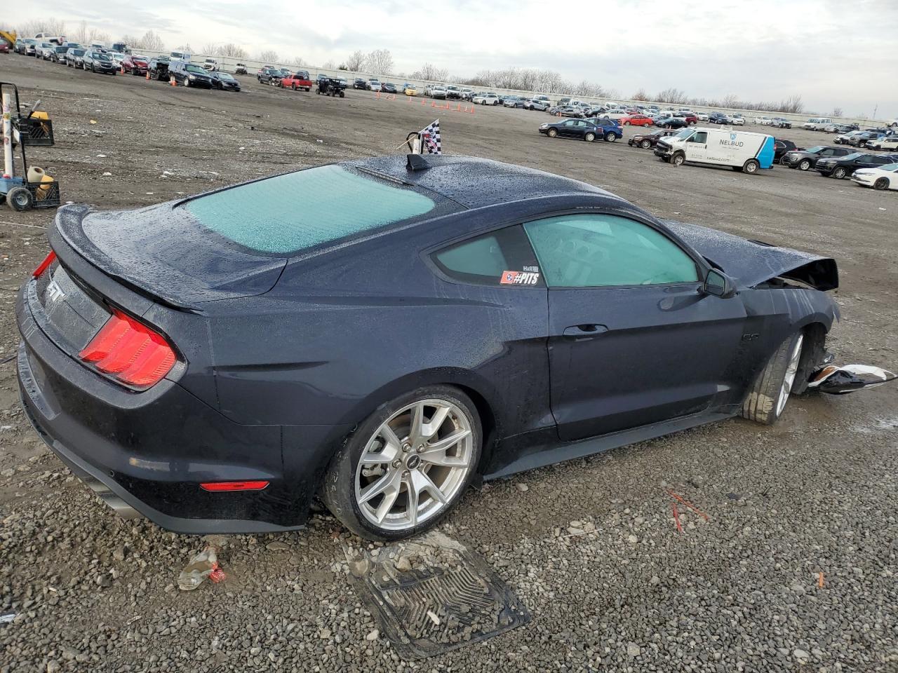 2021 FORD MUSTANG GT - Фото 3