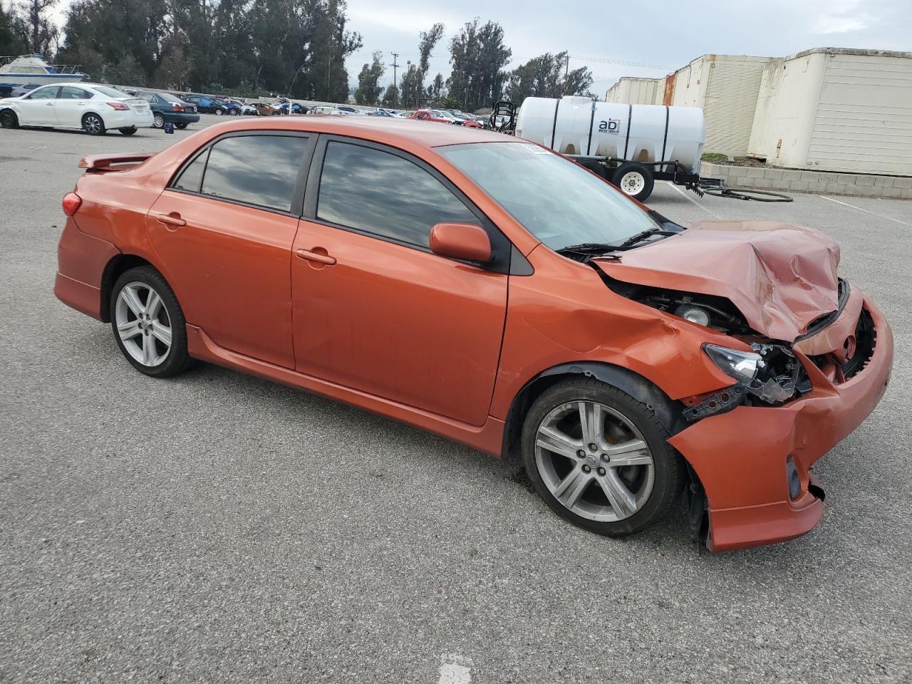2013 TOYOTA COROLLA BA - Фото 4