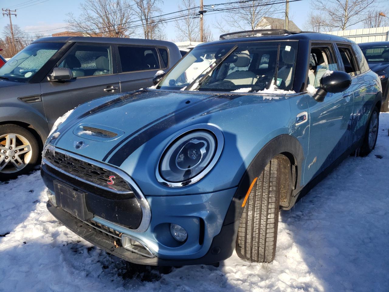 2017 MINI COOPER S C car image