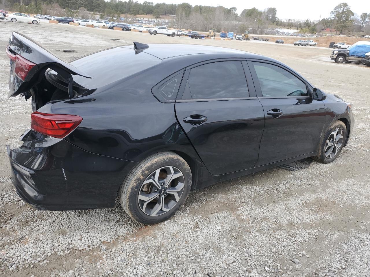 2021 KIA FORTE FE - Фото 3