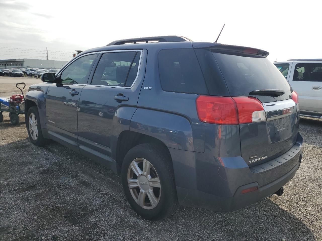 2014 GMC TERRAIN SL - Image 2