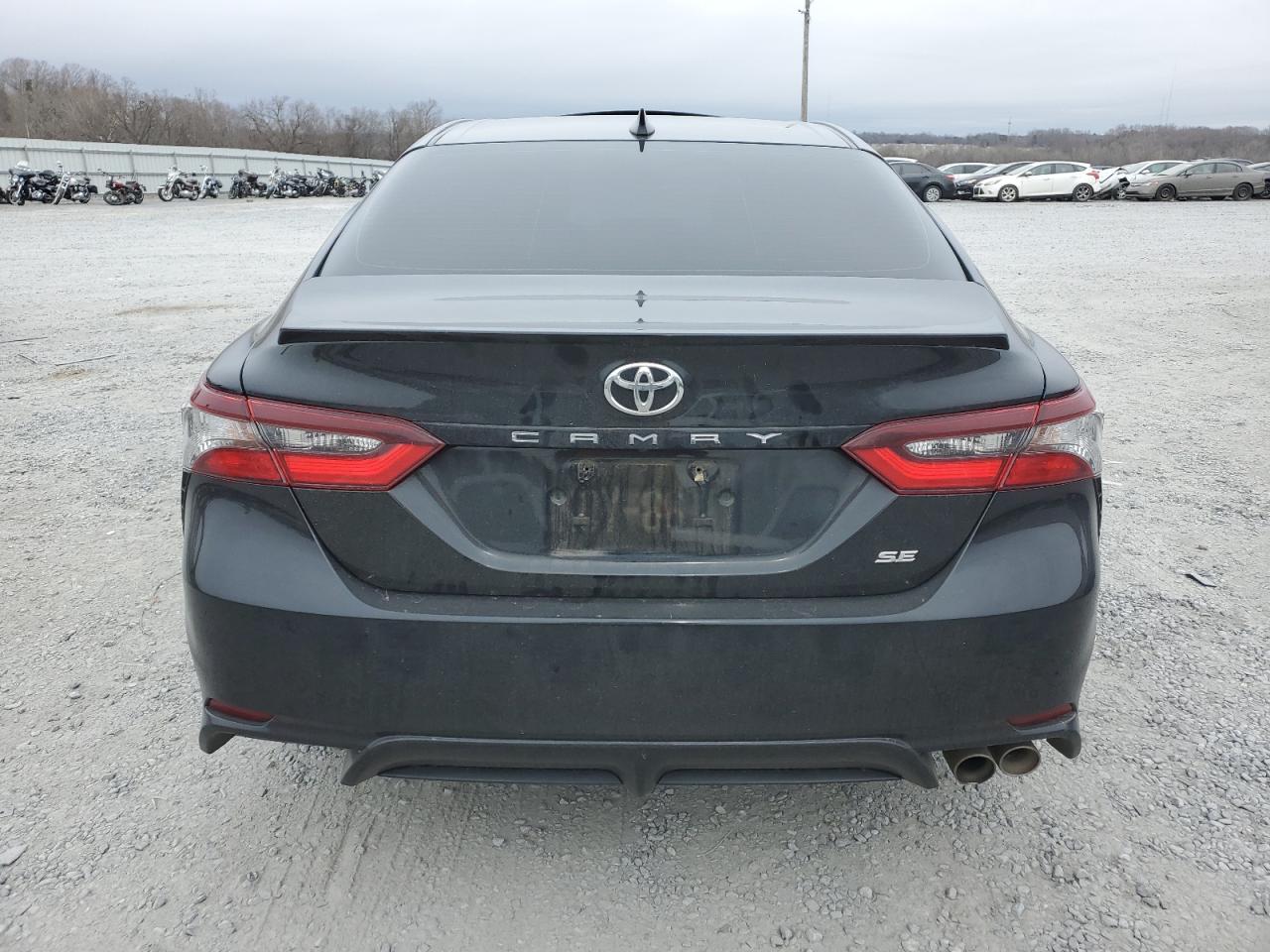 2021 TOYOTA CAMRY SE - Фото 6