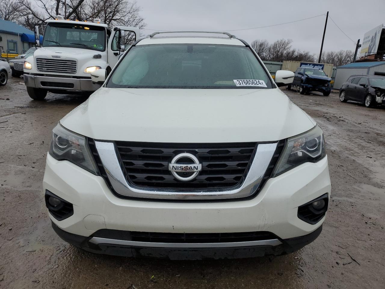 2017 NISSAN PATHFINDER - Фото 5