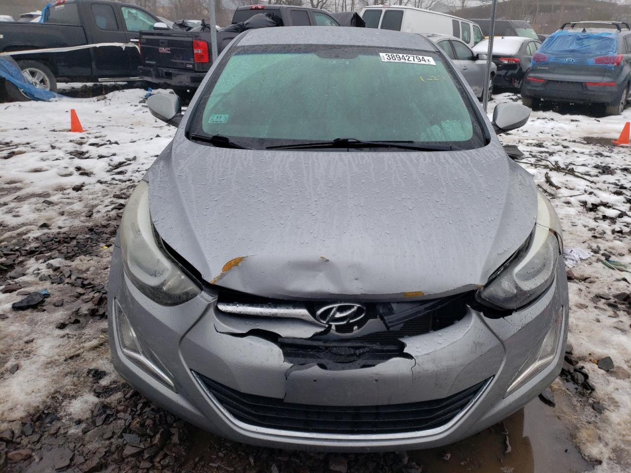 2015 HYUNDAI ELANTRA SE - Image 5