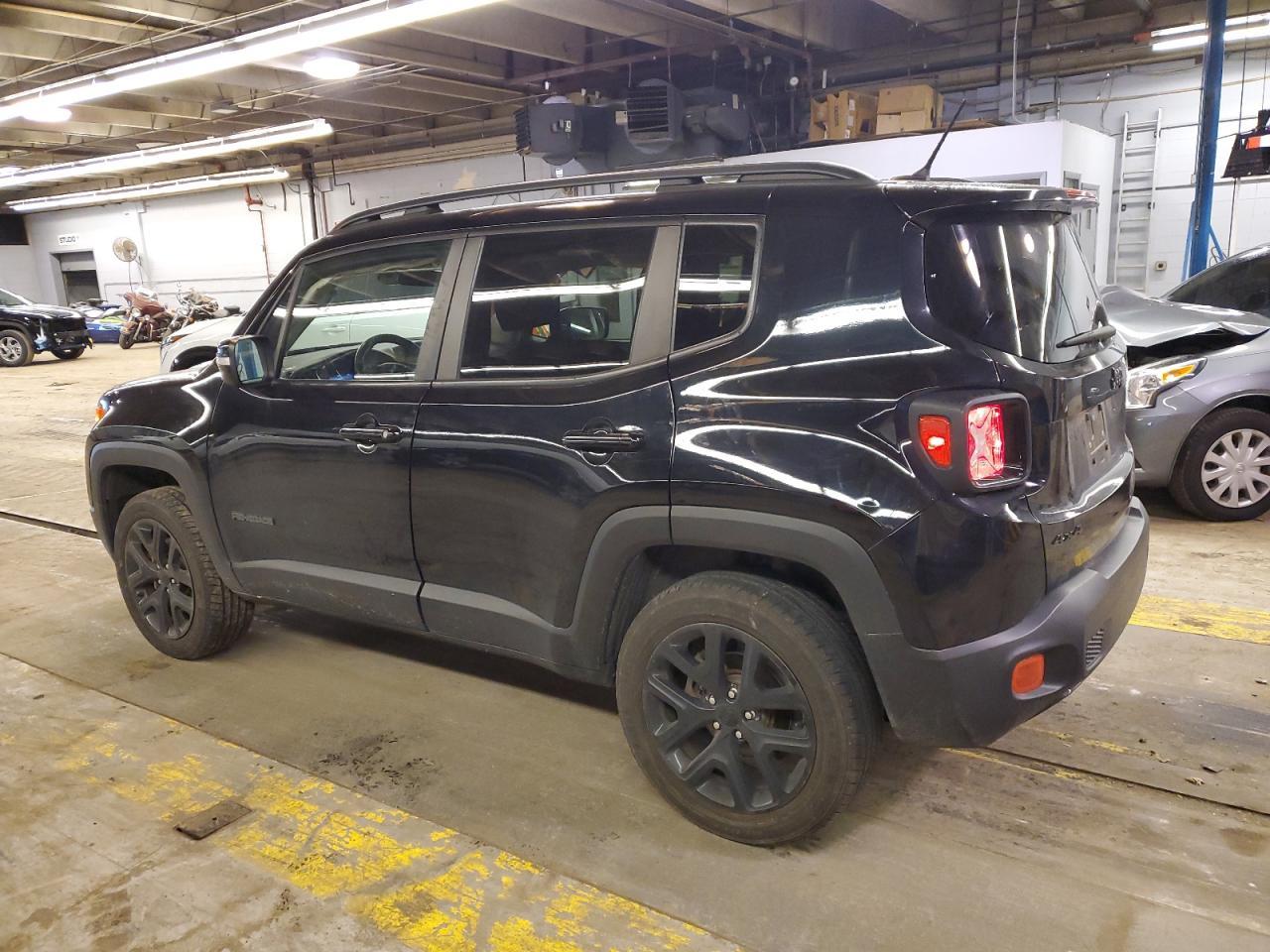 2017 JEEP RENEGADE L - Image 2