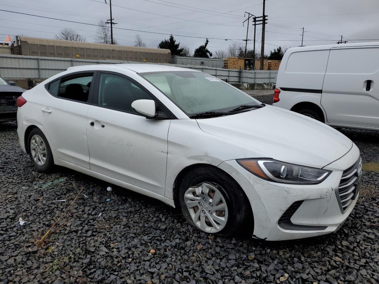2018 HYUNDAI ELANTRA SE - Фото 4