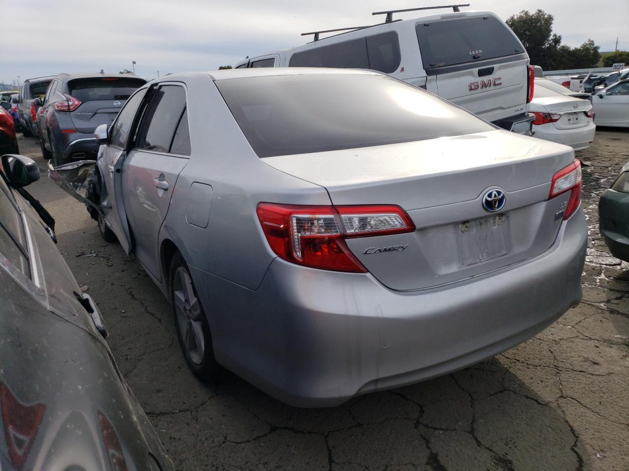 2012 TOYOTA CAMRY HYBR - Фото 2