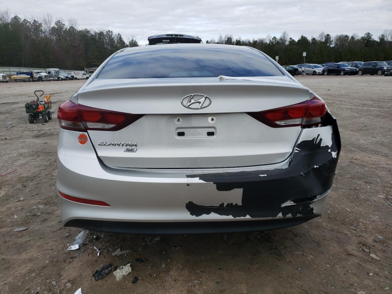 2018 HYUNDAI ELANTRA SE - Фото 6