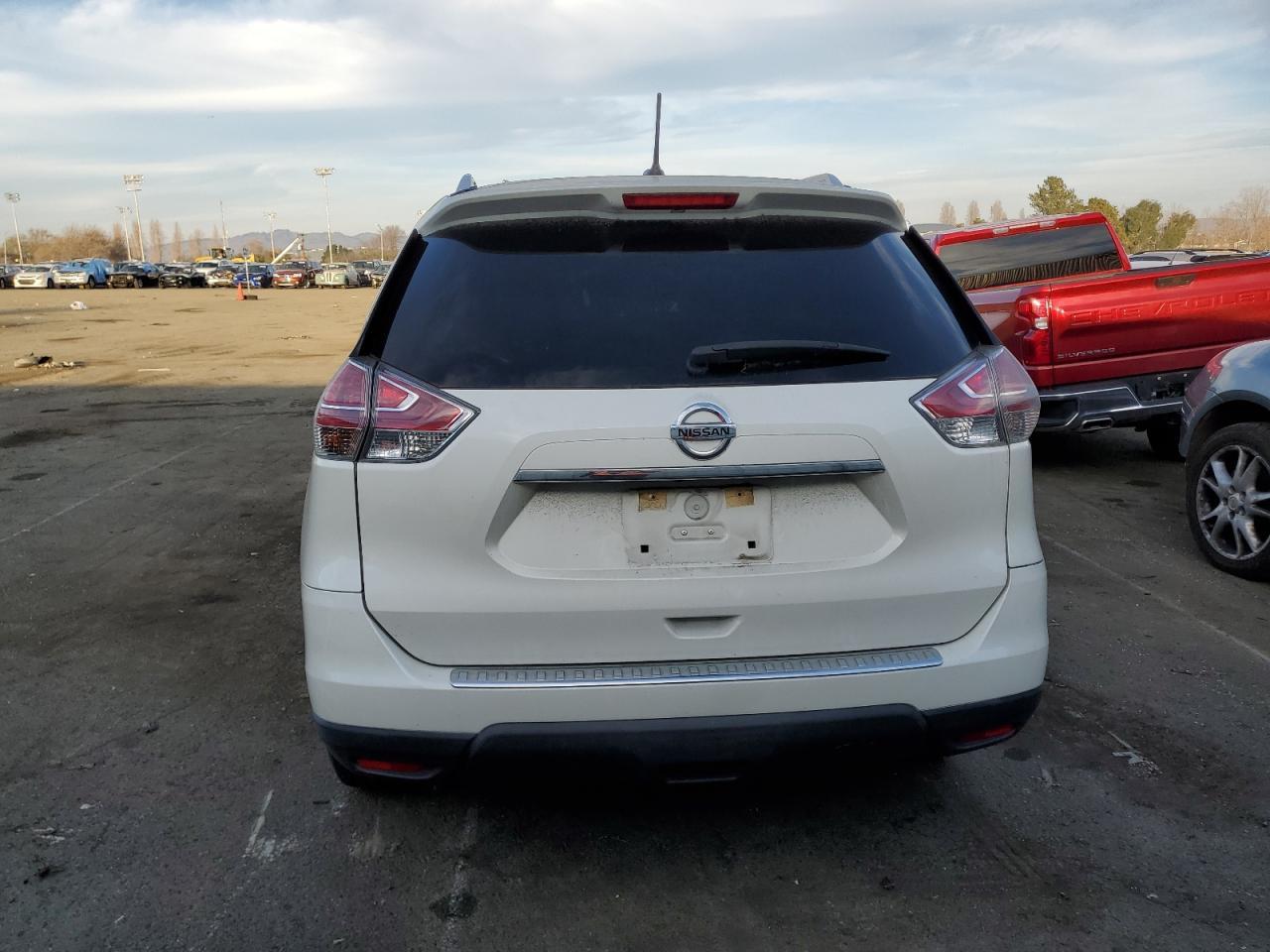 2015 NISSAN ROGUE S - Фото 6