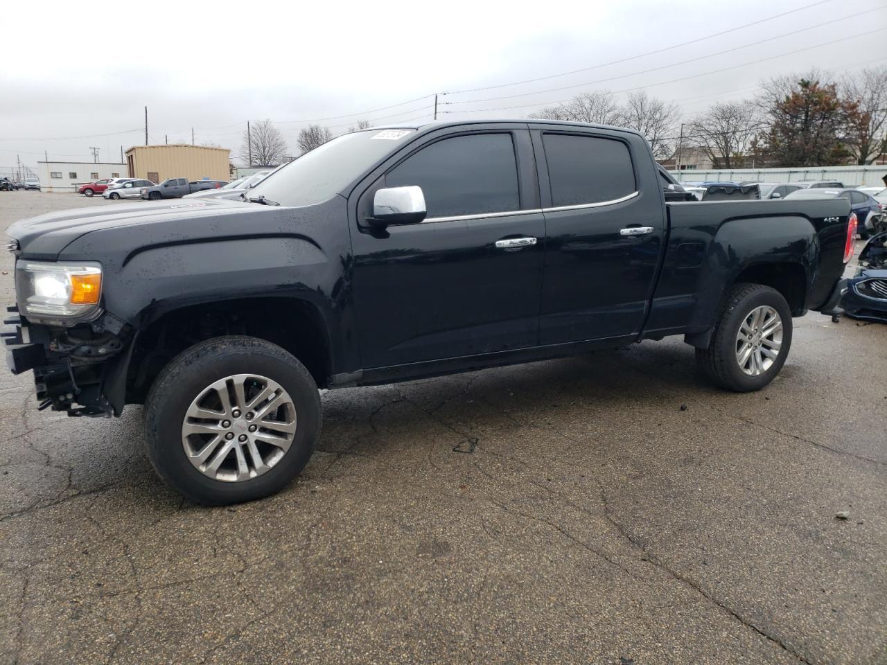 2017 GMC CANYON SLT car image