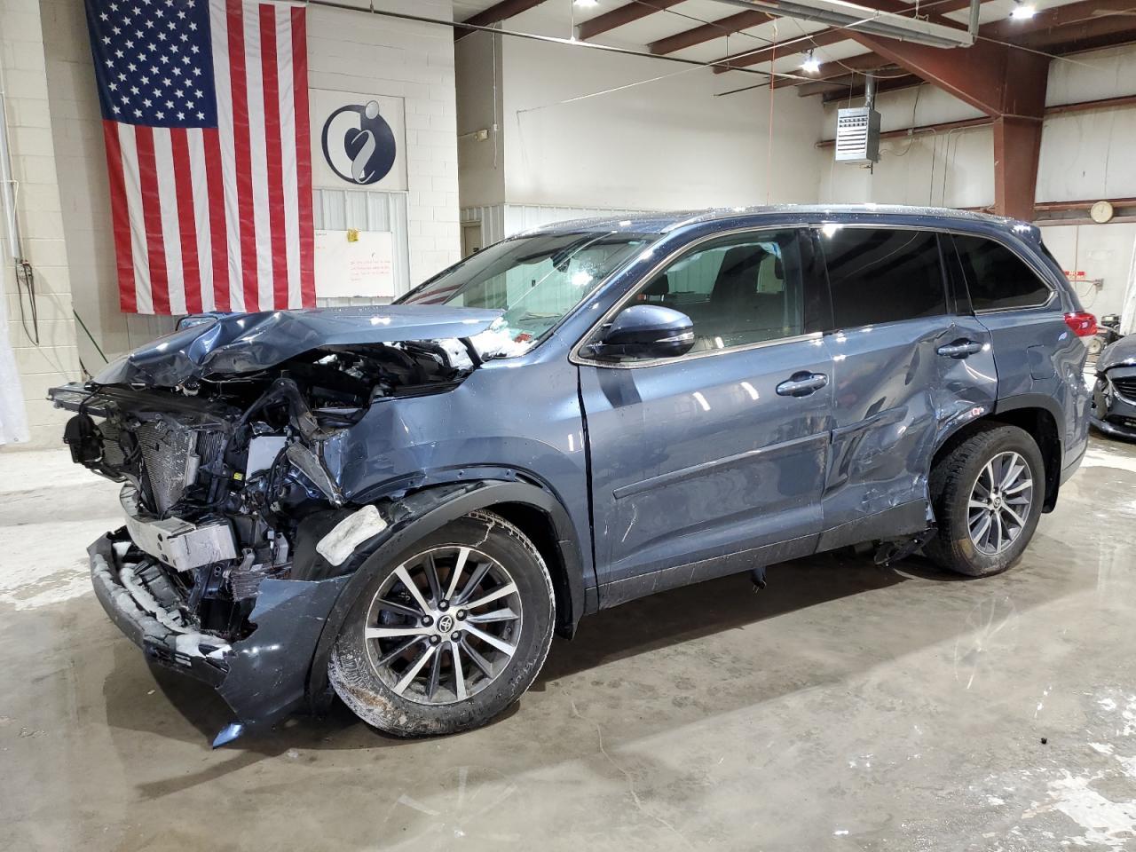 2019 TOYOTA HIGHLANDER