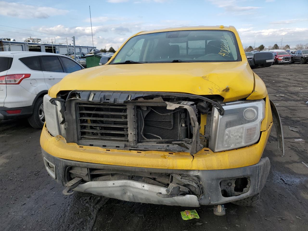 2018 NISSAN TITAN SV - Фото 5