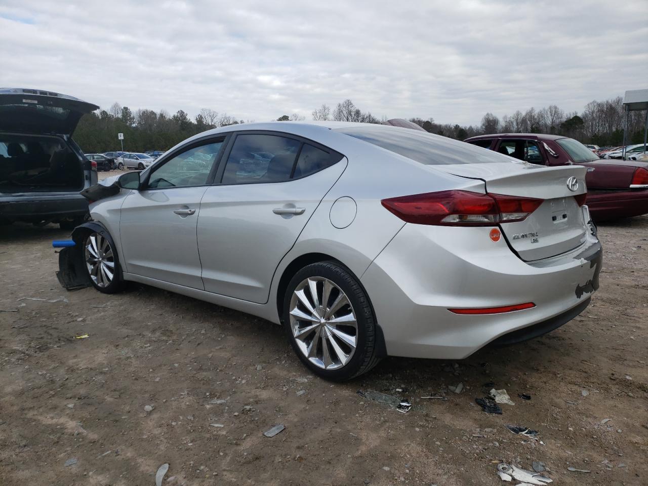 2018 HYUNDAI ELANTRA SE - Фото 2