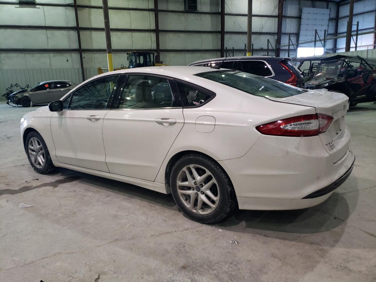 2013 FORD FUSION SE - Image 2