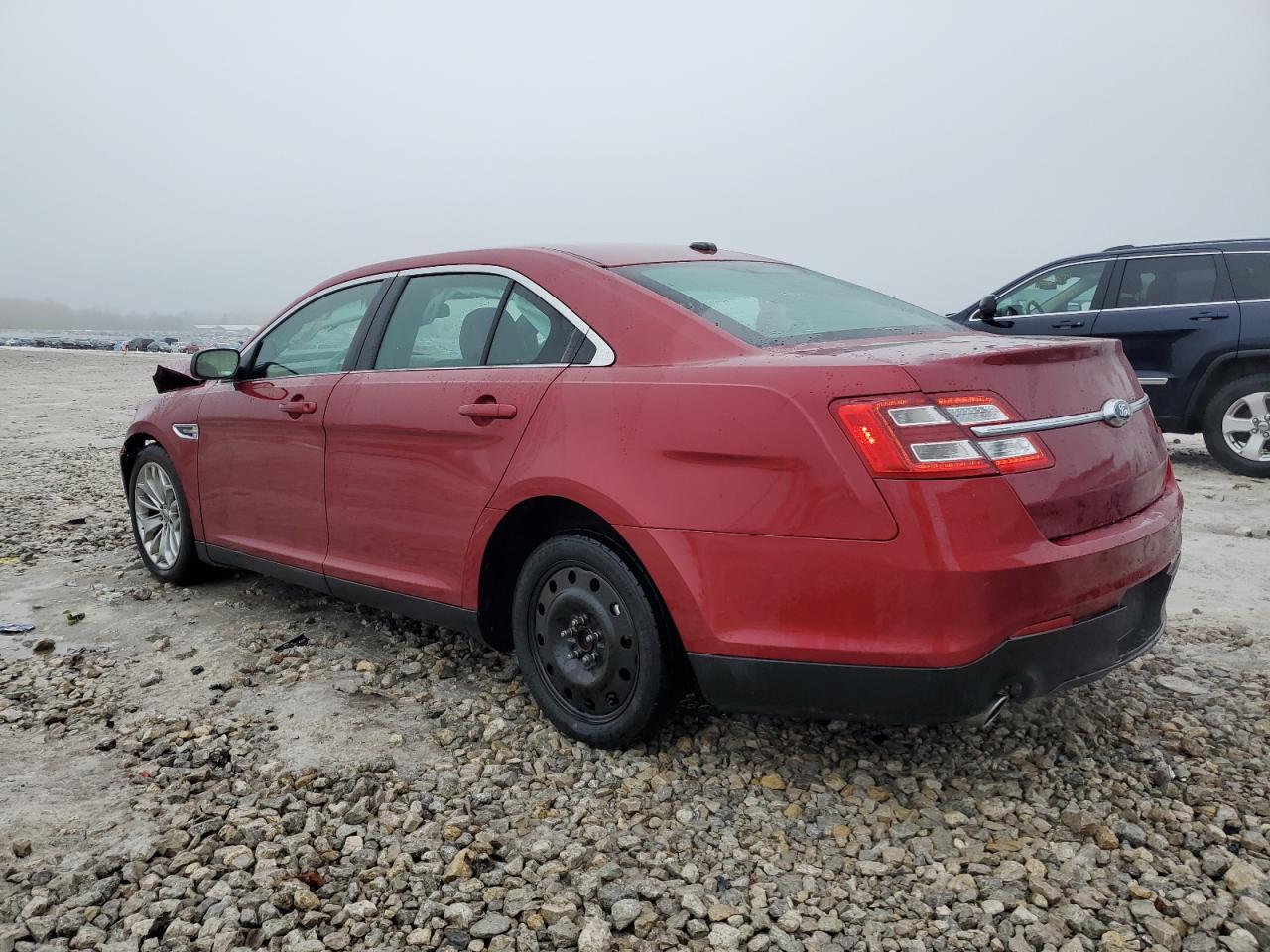 2013 FORD TAURUS LIM - Image 2