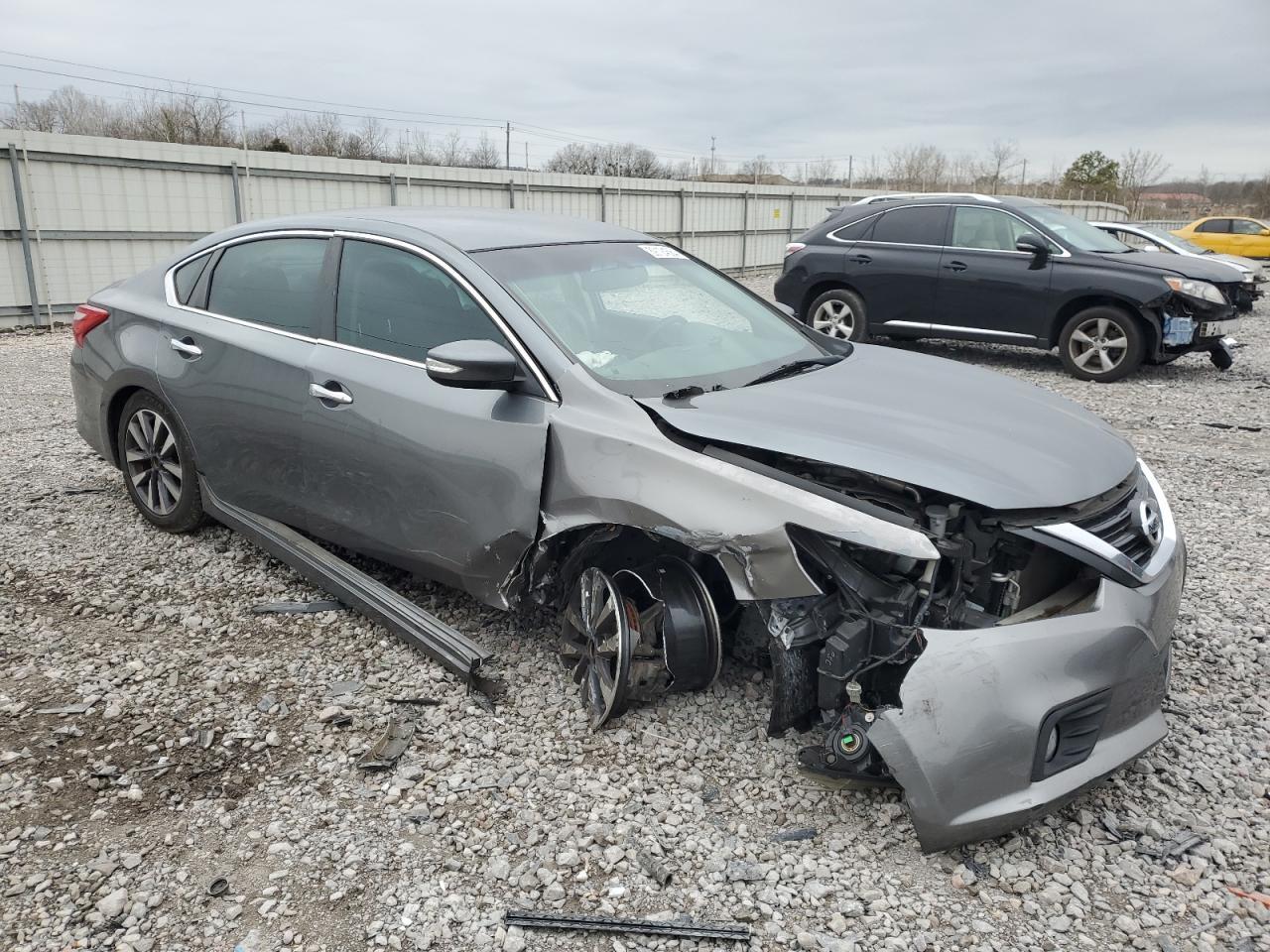2017 NISSAN ALTIMA 2.5 - Фото 4