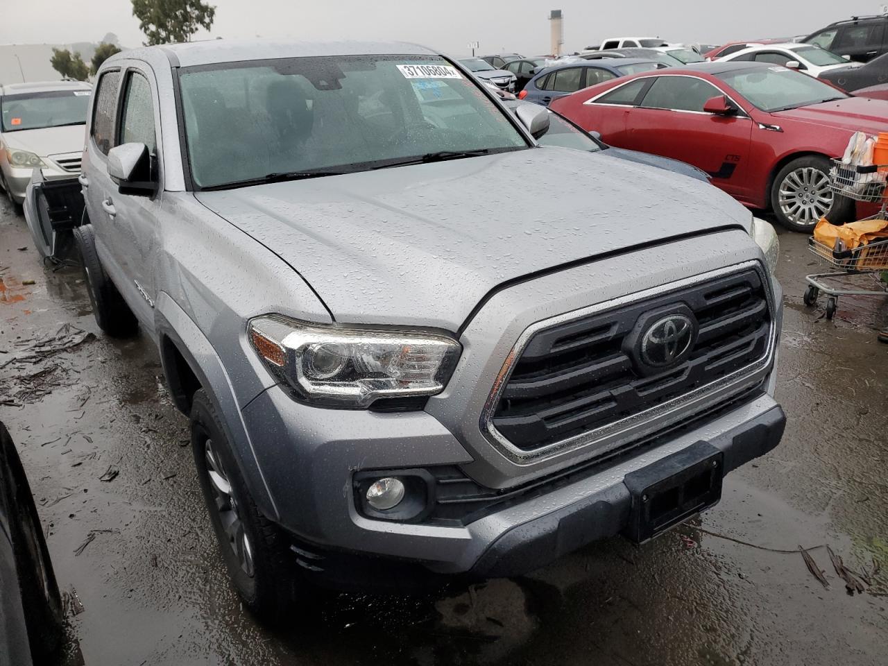 2018 TOYOTA TACOMA DOU - Image 4