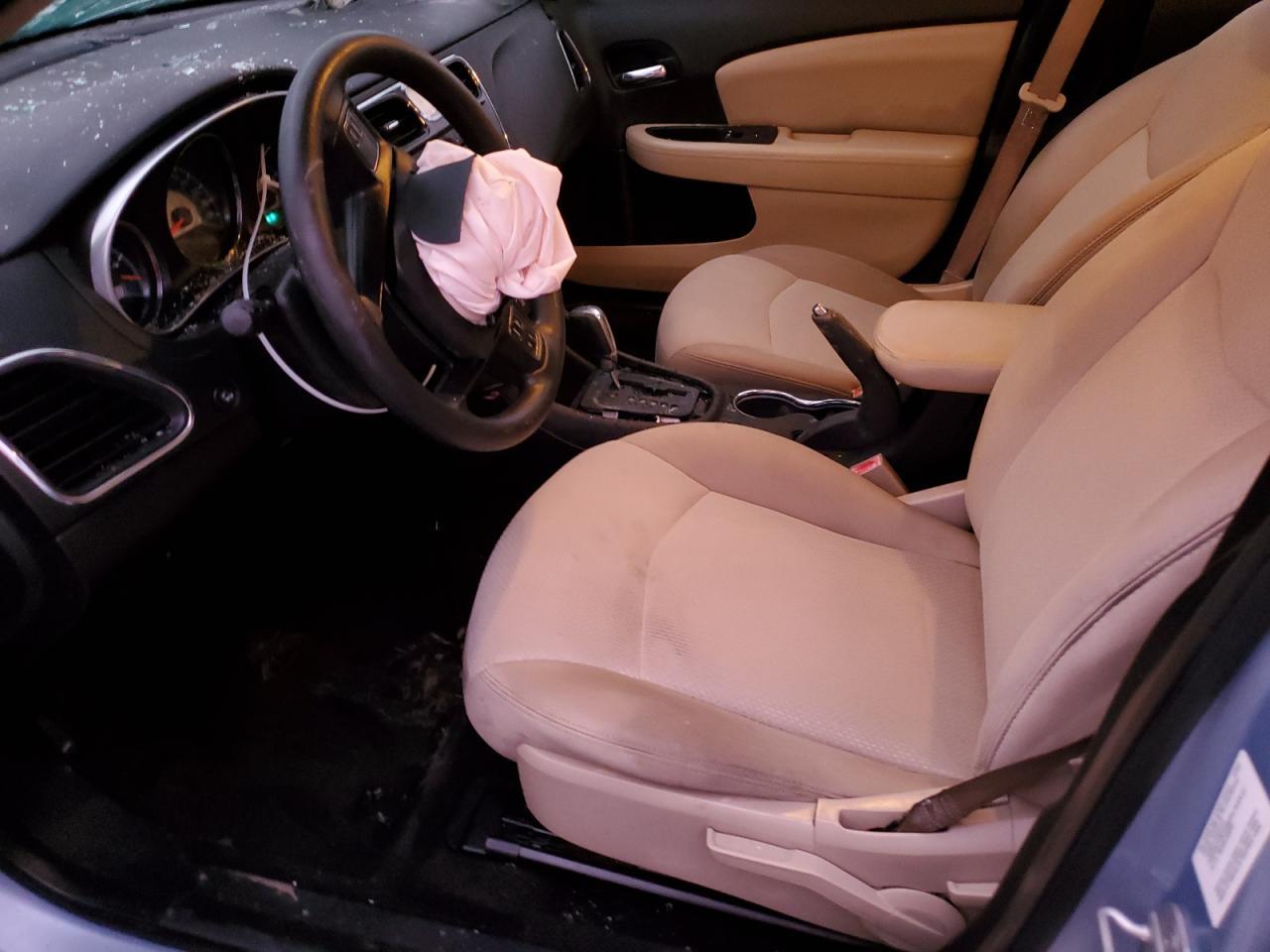 2013 CHRYSLER 200 LX - Image 7
