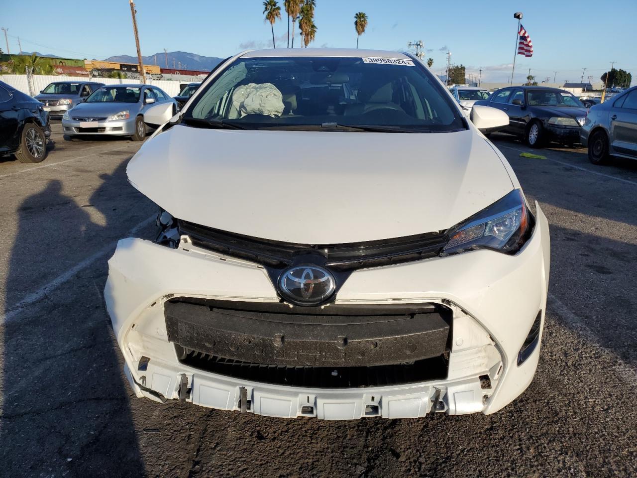 2018 TOYOTA COROLLA L - Image 5