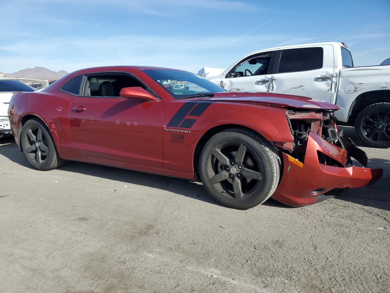 2015 CHEVROLET CAMARO LT - Image 4