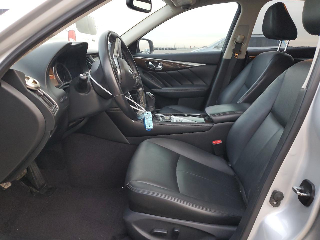 2018 INFINITI Q50 LUXE - Image 7