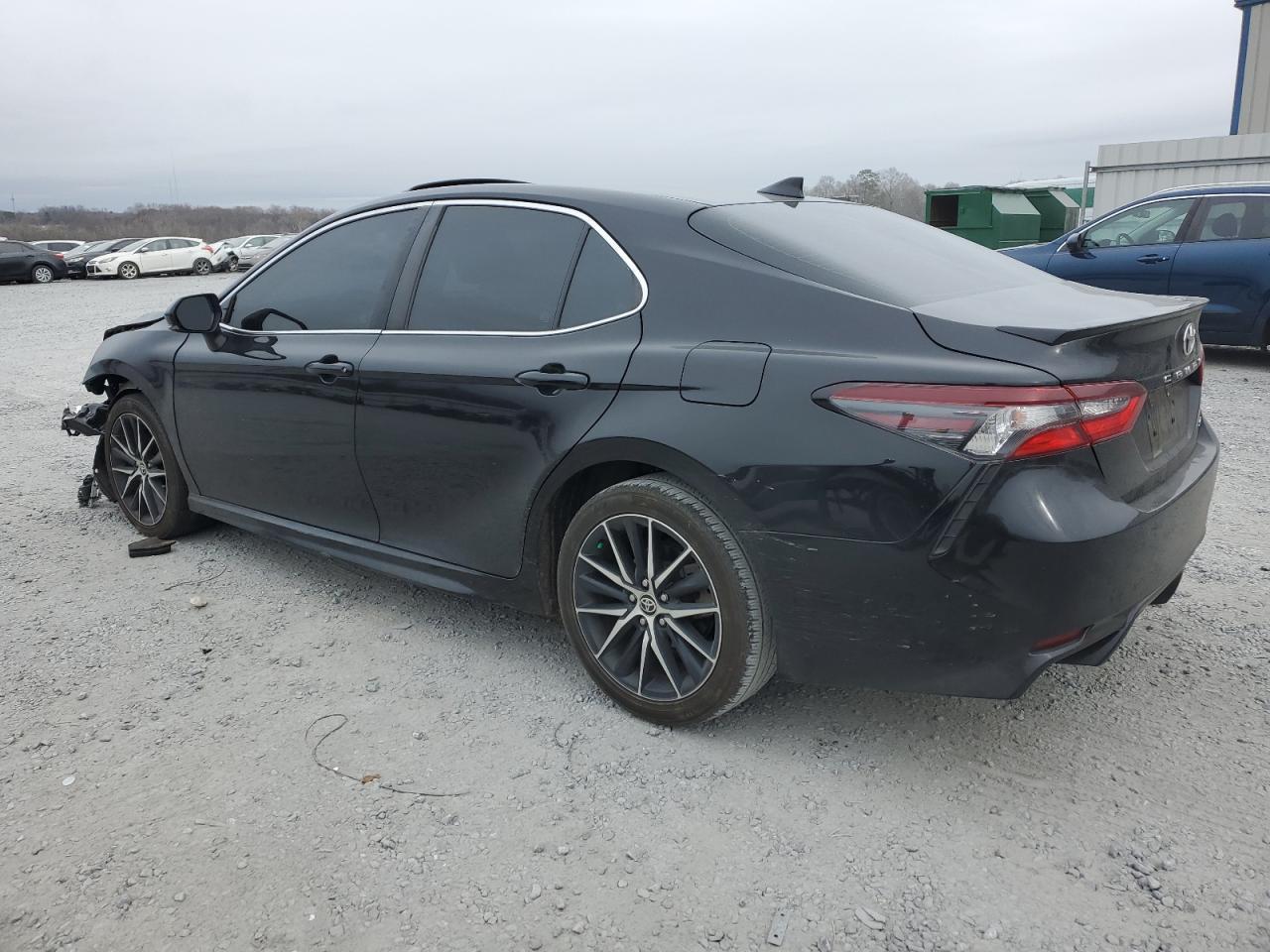 2021 TOYOTA CAMRY SE - Фото 2