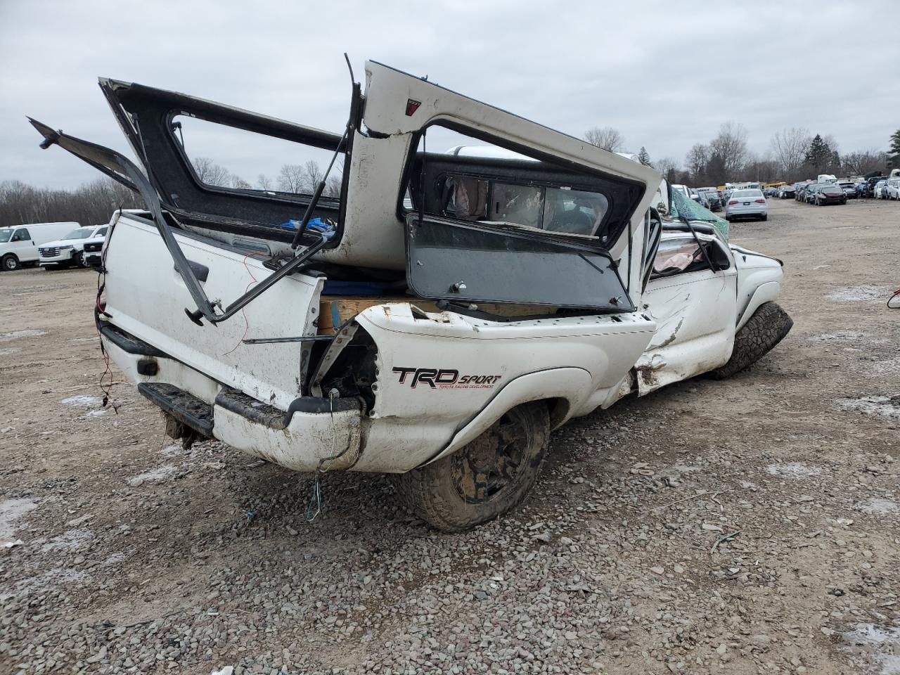 2015 TOYOTA TACOMA ACC - Image 3